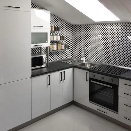 With A Parking Space Mavarstica, Ciovo - 20141 شقة *